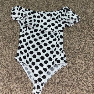 Black and White bodysuit😘!